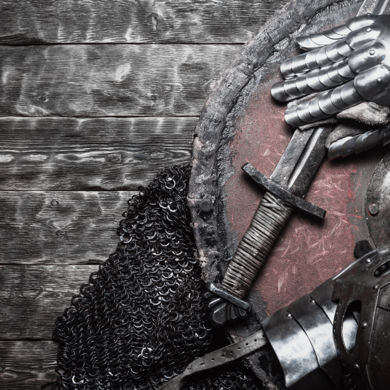 Ridderskjold, svær og brynje